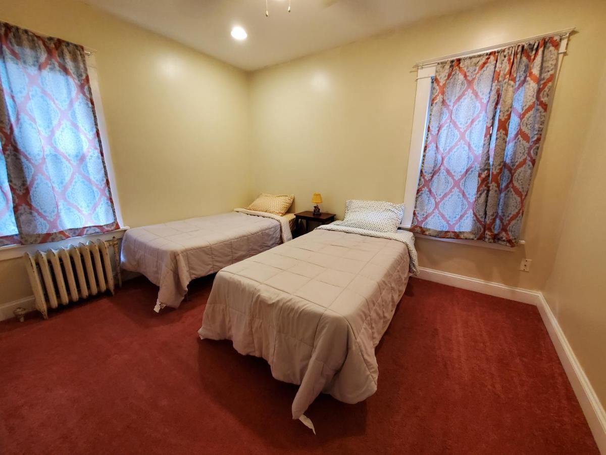 6 Minutes From The Falls! Spacious 2Nd Floor Apartment Sleeps 5 나이아가라폴스 외부 사진